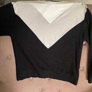 Rachel Zoe sweater black with white and gray vintage luck